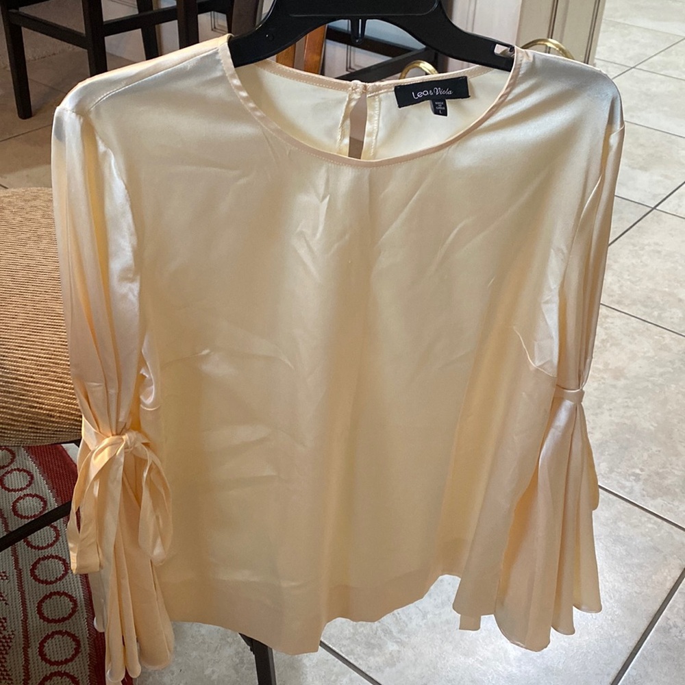 Lea & Viola Cream Polyester Cream Women's Blouse w/Flowy Tie Long Sleeves - Sz L